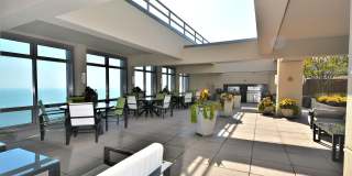 65 E Monroe Street Gallery 27