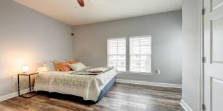 42461 ROCKROSE Square Gallery 27