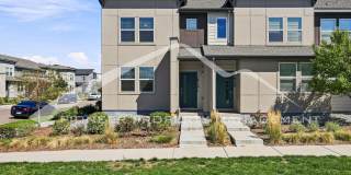 Spacious Townhouse with Washer/Dryer and 2-Car Garage Gallery 1