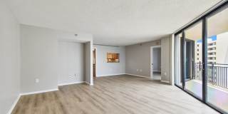 690 ISLAND WAY 212 Gallery 7