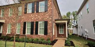 186 E SOUTH Gallery 1