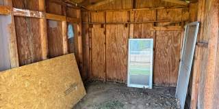 Lovely home in Expressway Village offering 3 bedrooms and a Jack & Jill bathroom. Gallery 34