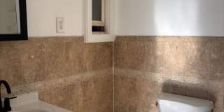 702-704 S 19 St. Gallery 7