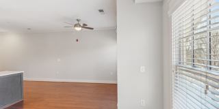 525 East Apartments Gallery 69