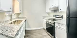 403 Lindale Street - B Gallery 4