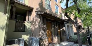 Immaculate 3 Bedroom 2.5 Bath Townhome With Lots of Sunlight and Steps From Luna Park Gallery 1