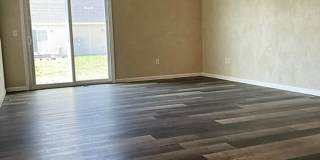2 Bedroom, 2 Bathroom duplex with garage Gallery 63