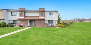 109 Pointe Circle S Gallery 1
