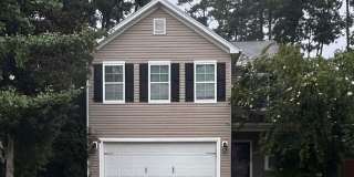 Huge 4BR home in beautiful neighborhood Wellborn Village in Ladson! Gallery 1