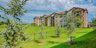 Parc at Bentonville Luxury Apartments Gallery 25