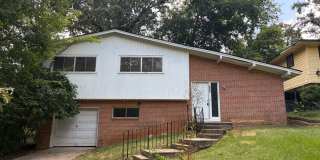 3 Bedroom w/ Rare Basement Gallery 1