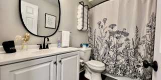 Fully Furnished Home with great location Gallery 25