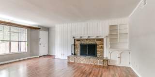 Cute Duplex + Heart of OKC Gallery 8