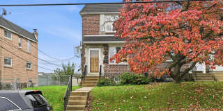 240 W WYNCLIFFE Avenue Gallery 1