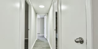 Westlake Apartments Gallery 29