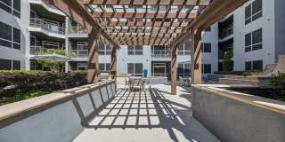 Aston Post Oak Gallery 25