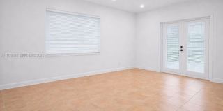 100 SW 30th Rd Gallery 16