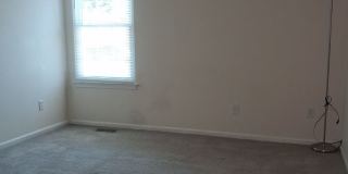 Charming 3 Bed, 2 Bath Home – 1,428 Sq Ft Gallery 24
