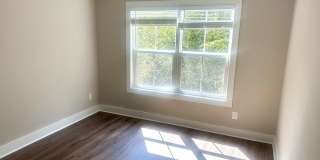 717 A Scales Street Gallery 17