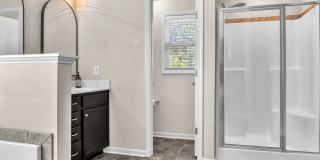 4 bedroom 2.5 bathroom home close to beaches, shopping, and Marine Corps Bases. Gallery 55