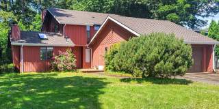 Charming 3-bedroom, 2.5-bath home in South Salem ~ 5577 7th Ave Gallery 1