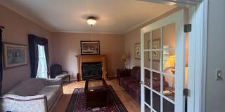3-bedroom! Garage Space & Privacy! Look no further... 3-bedroom! Garage Space & Privacy! Look no further... Gallery 8