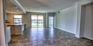 Annual Unfurnished Rental – Coach Home 3 Bedrooms, 2 Baths, 2 Car Garage, with Resort Like Amenities – Gran Paradiso Community! Gallery 28