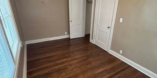 5405/5407 Harrison St. Gallery 20