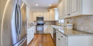 18 LAKESIDE LN Gallery 5