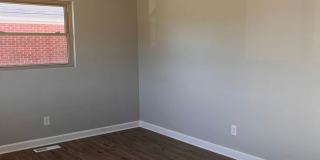 3 Bedroom, 1 bath ranch home, with a 2.5 car garage Gallery 10