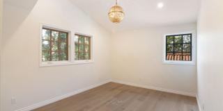 552 Wilcox Ave Gallery 34