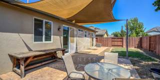 Plumas Lake Rental, Huge Living Room Plumas Lake Rental, Huge Living Room Gallery 22