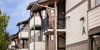 Trio Pointe Gallery 45