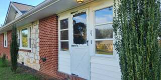 Charming Rambler with 2 Primary Suites! Gallery 1