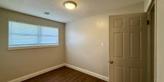2422 W Savannah - 3 Bedroom, 2 Bathroom Townhome Gallery 40