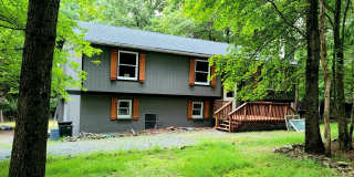147 Winding Way Gallery 1