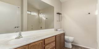 4 bedroom home in Surprise!! Gallery 21