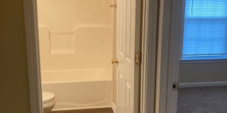 **LESS than 10 minute Drive from Fort Knox** Gallery 14