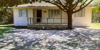 Beautiful home just minutes from the Brazos river Granbury Gallery 1