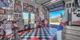 5861 E Cloud Road Gallery 48