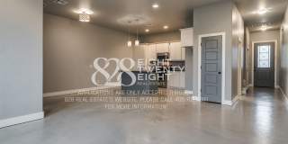 West Normans Best Kept Secret! 3 bd/2.5 bath Beautiful Townhome! Gallery 8