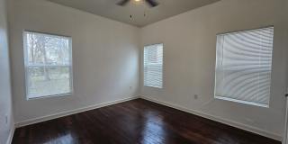 809 Elmwood Drive Gallery 9