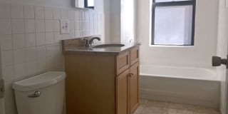 Kenwood Court Gallery 23