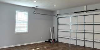 3674 Biltmore Avenue Gallery 39