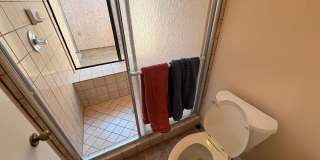 Cozy 3 bedroom, 2 bathroom home in Northeast Visalia Gallery 9