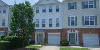 2 Bedroom 2.5 Bath with Lake View in Morrisville, NC! Gallery 1