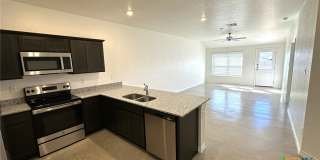 1209 Lehmann Drive Gallery 8