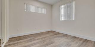 4 Bed / 4 Bath Townhome in Sawtelle Gallery 13