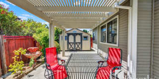 Sunlit 3 Bed Glen Cove Home Gallery 33