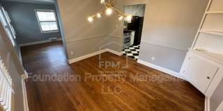 252 East Edwin Circle Gallery 9